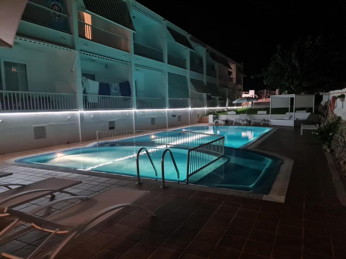 Hostal S'Algaret Fornells  Kültér fotó