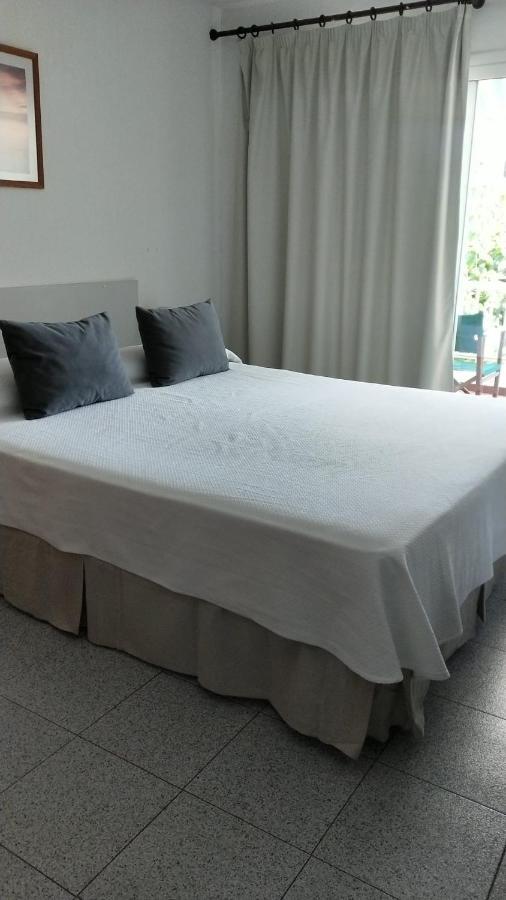 Hostal S'Algaret Fornells  Kültér fotó
