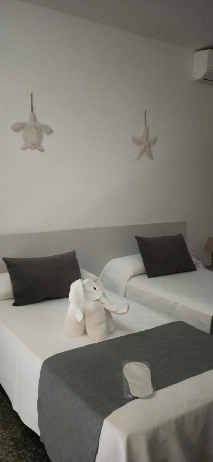 Hostal S'Algaret Fornells  Kültér fotó