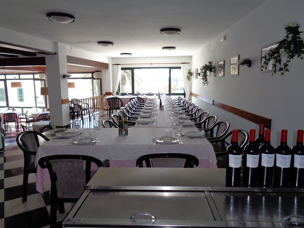 Hostal S'Algaret Fornells  Kültér fotó